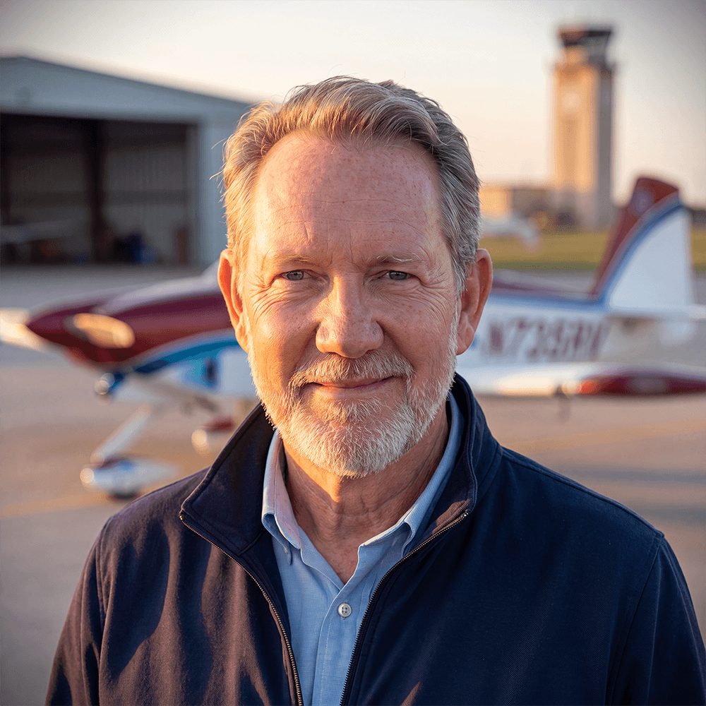 Portrait of Daniel Bezden, founder of Keynomen.